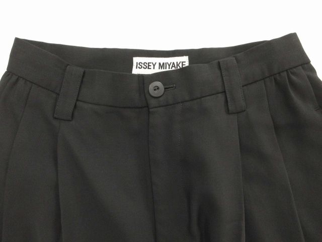 ISSEY MIYAKE イッセイミヤケ 90s ツータックパンツ　麻100% イッセイミヤケ ISSEY MIYAKE 90s テーパードパンツ 2タック