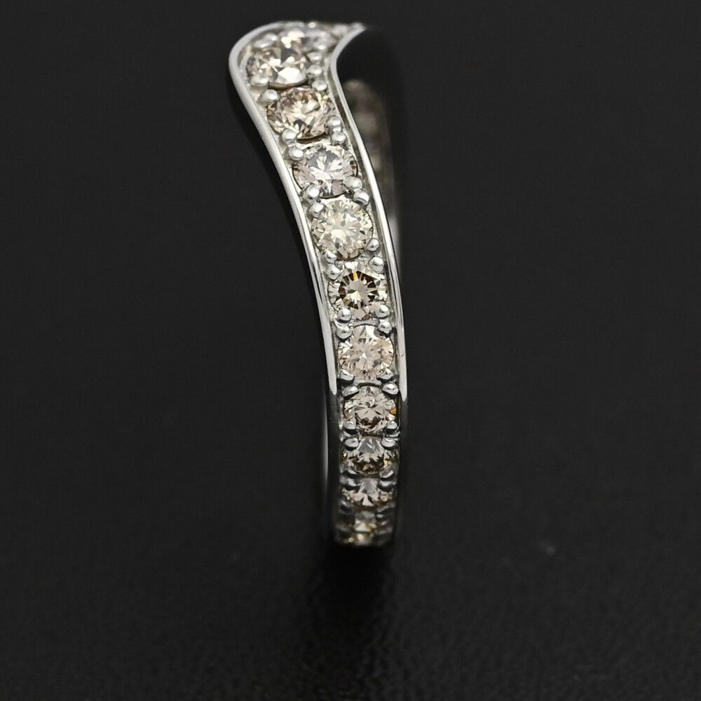 1ct/フルエタニティセッティング・V字・ブラウンダイヤ ダイヤモンド  