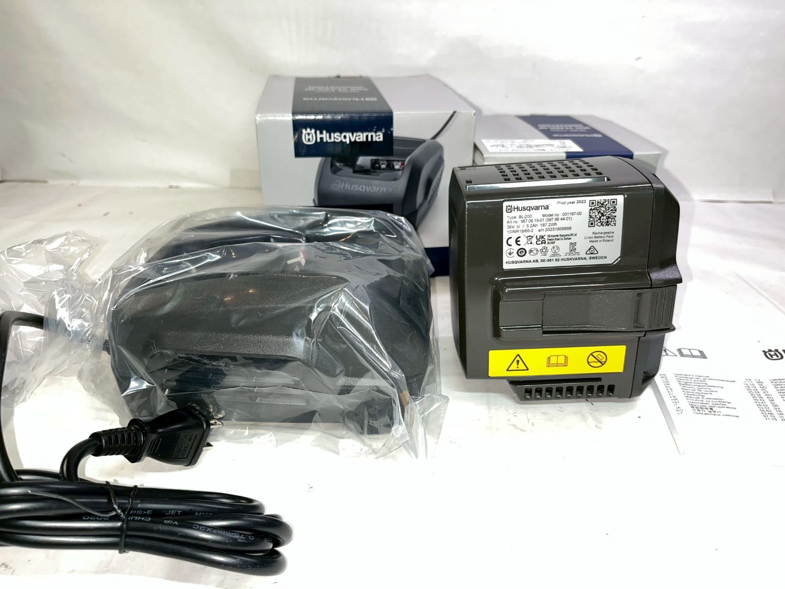 Husqvarna ハスクバーナ