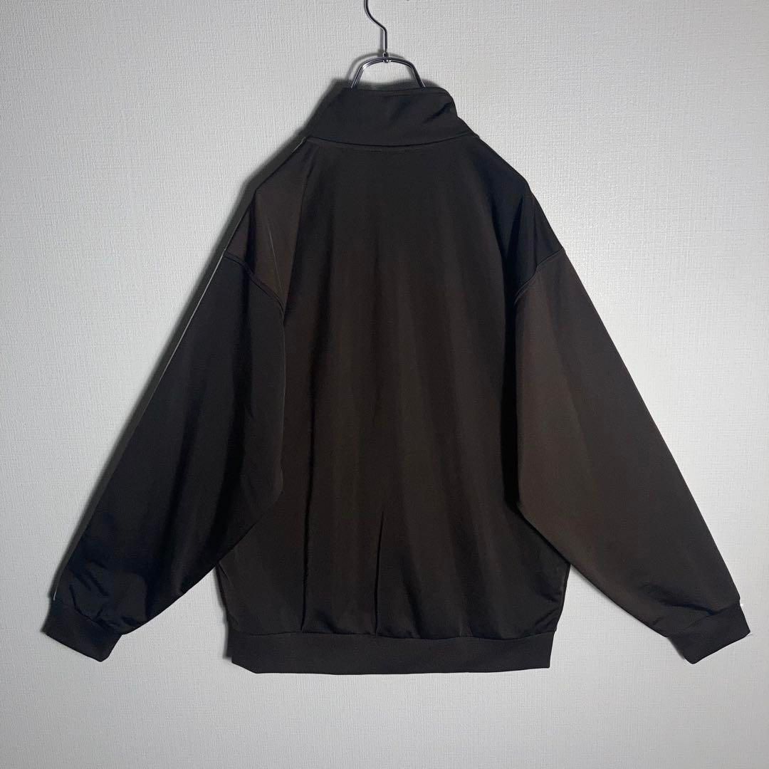 極美品 アディダス　トラックジャケット ジャージ 茶 バックプリント large アディダス ジャージ トラックジャケット ブラックLロゴ刺繍4