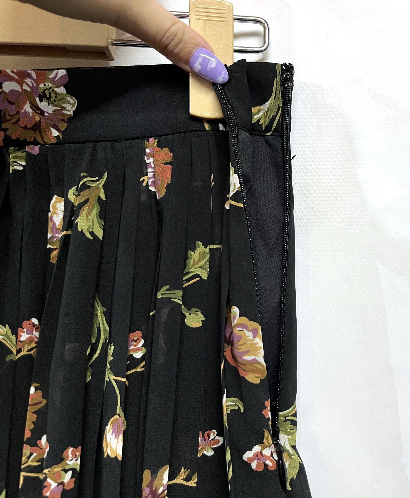 Pleats Skirt