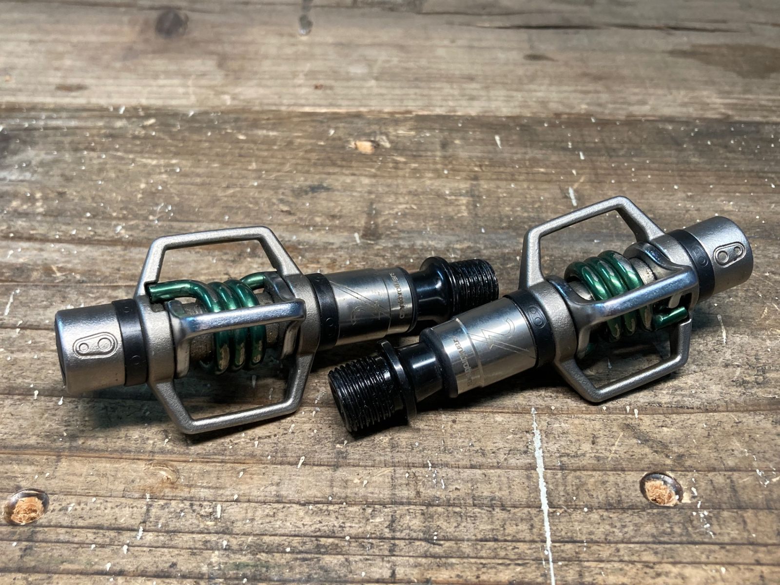 IP708 クランクブラザーズ CRANK BROTHERS EGGBEATER 2 ビンディングぺダル 緑