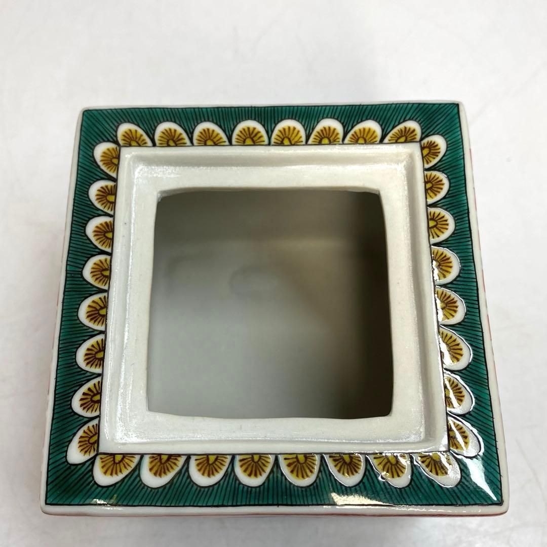 専用　九谷八十吉　獅子香炉　共箱　高さ14.5㎝　東Y7-1003②トヒチ 九谷 昭一郎 色絵 獅子香炉 共箱 トヒチ 高さ14㎝ 東な6-0427①