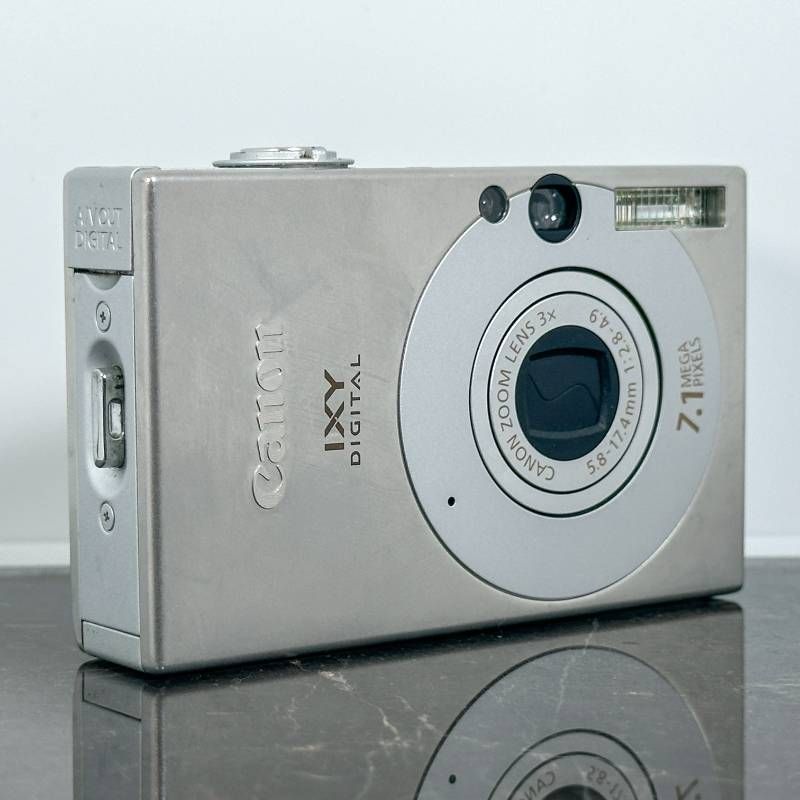 シルバー ホワイト