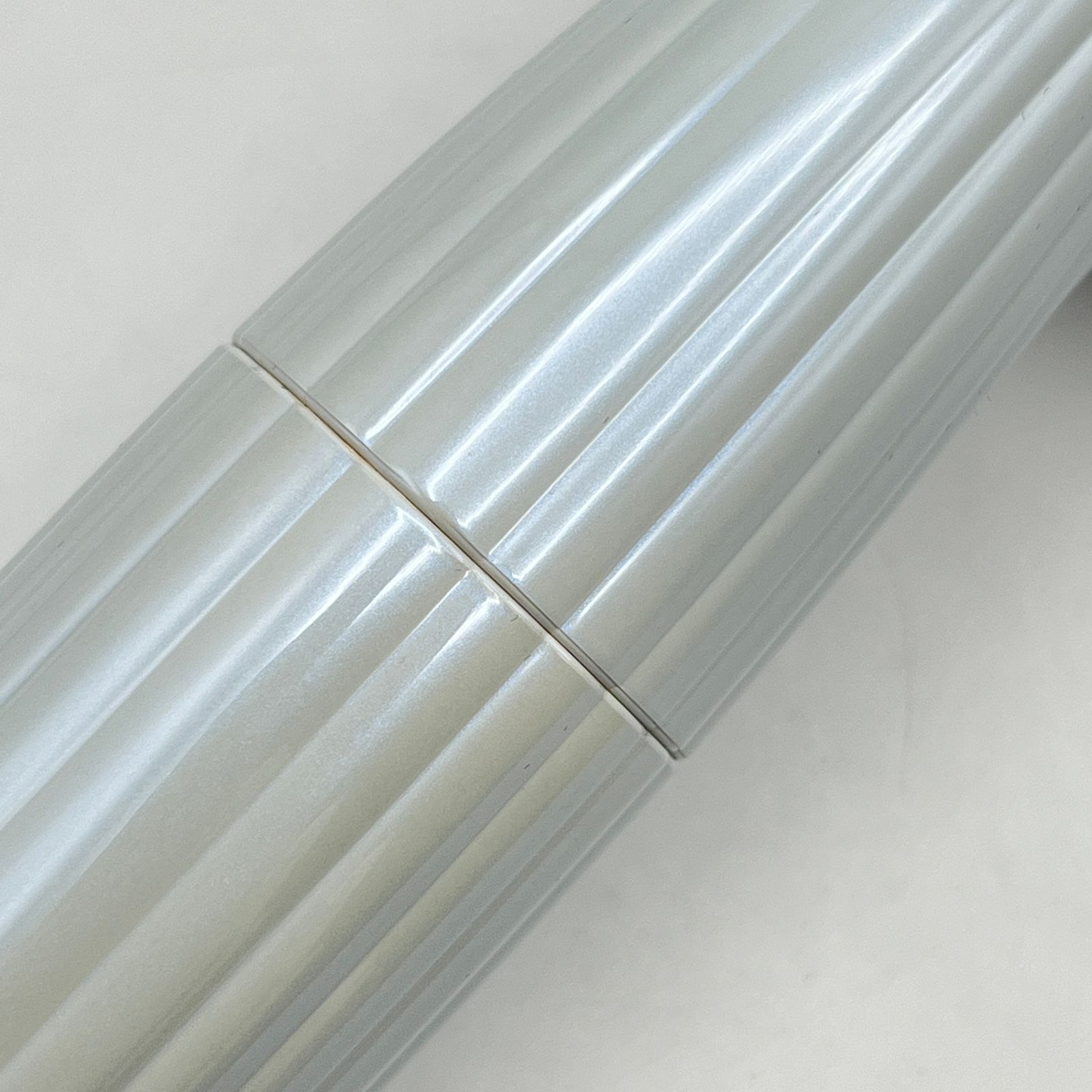 美品】MTG ReFa FINE BUBBLE Q RS-BF-02A ホワイト シャワーヘッド
