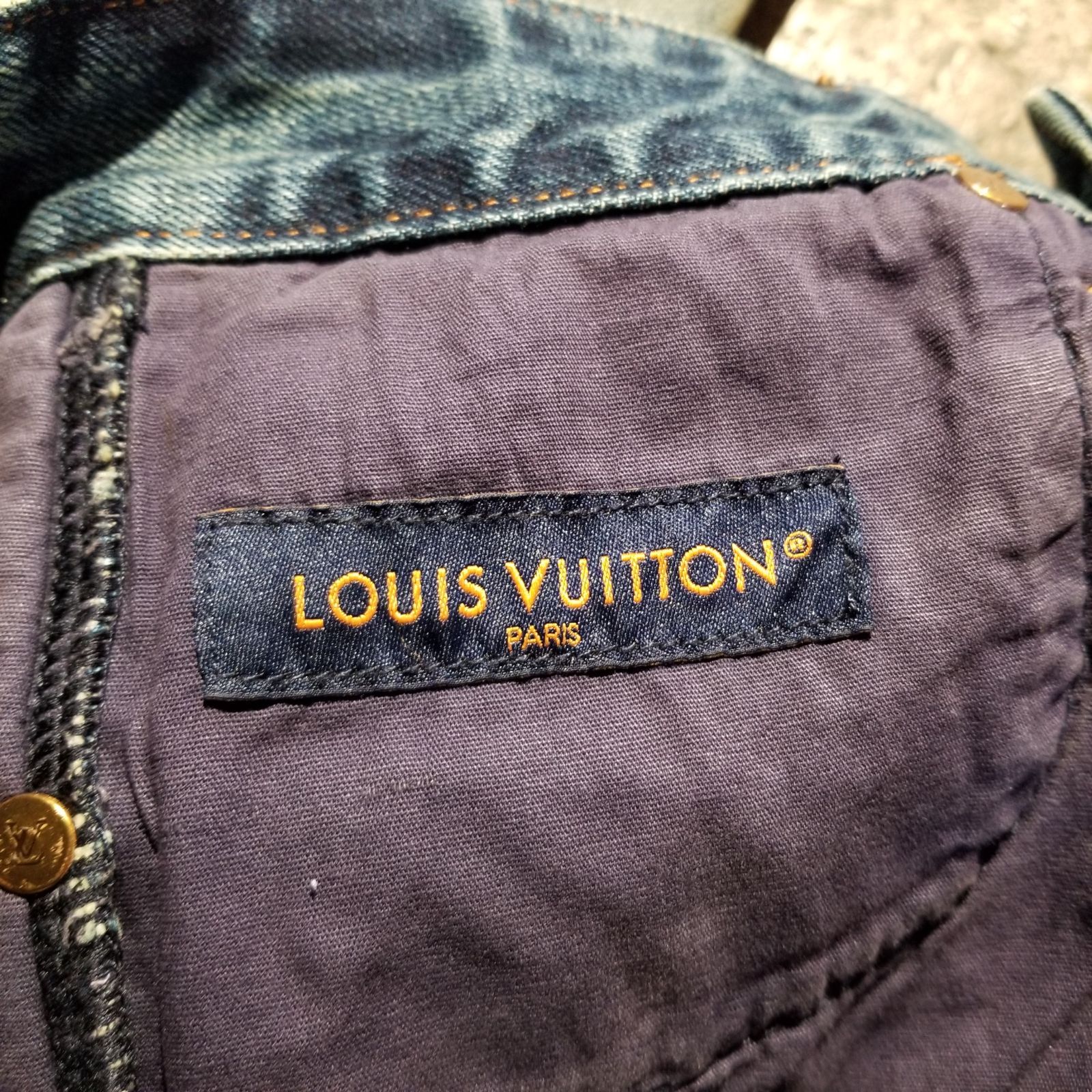 LOUIS VUITTON 23ss ウォッシュドウェイビーバギーデニムパンツ 30 