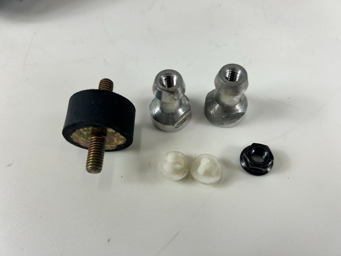 軽量カーボン製 AMSECHS