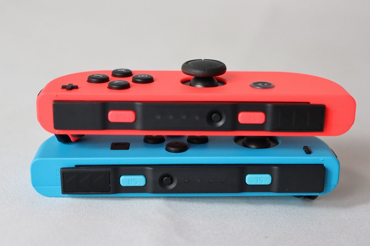◇NINTENDO SWITCH 任天堂スイッチ 本体 赤青 - メルカリ