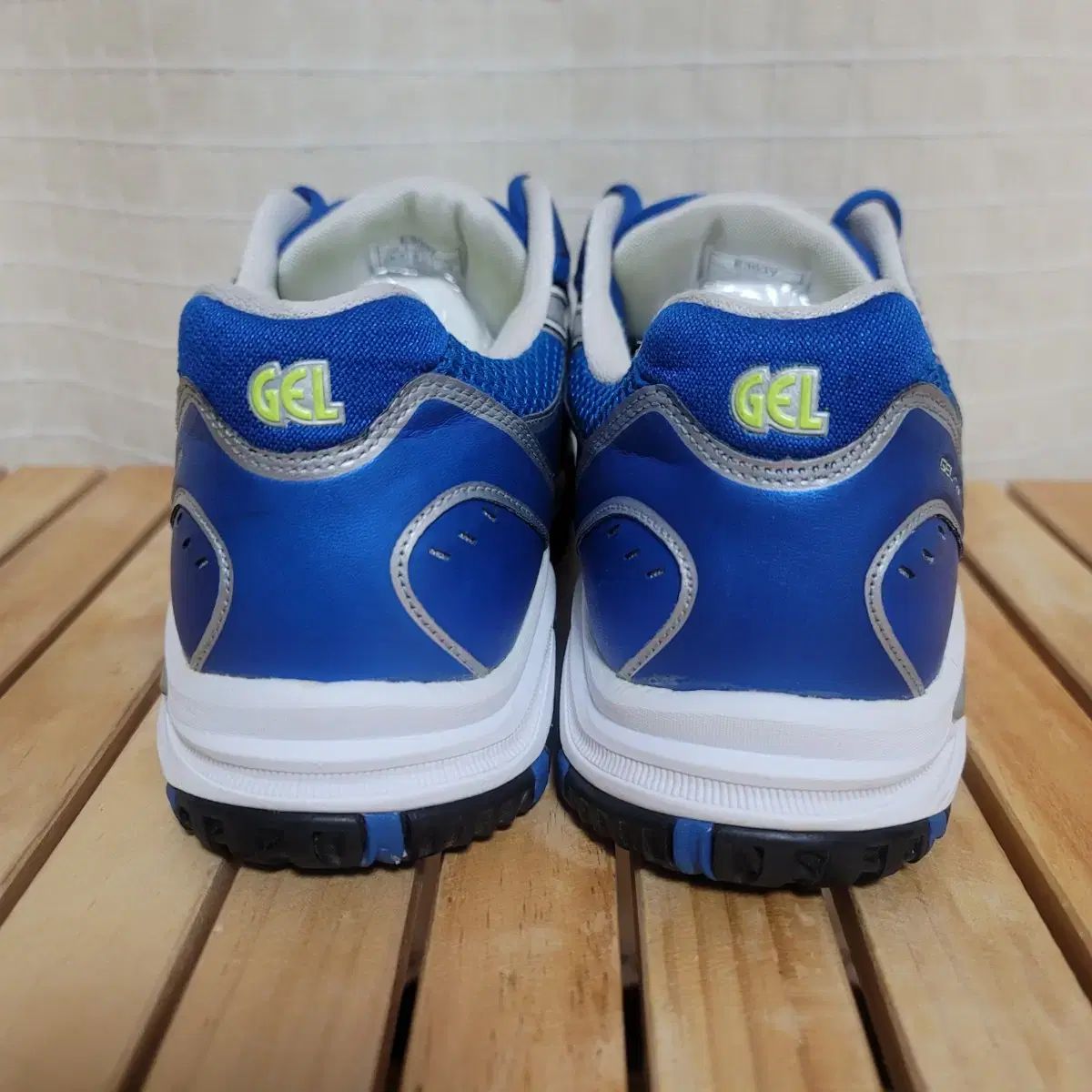 テニスシューズ スポーツシューズ