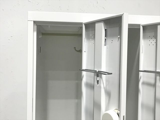 8人用ロッカー 鍵付き