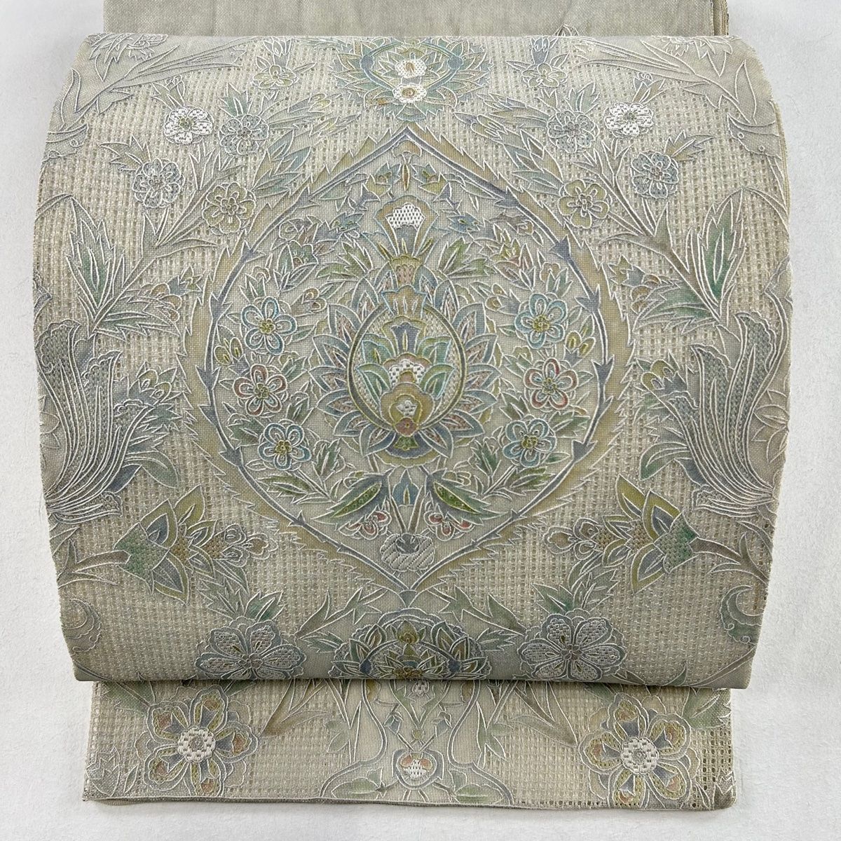 袋帯 夏帯 華文 草花 金銀彩 刺繍 灰色 お太鼓柄 正絹