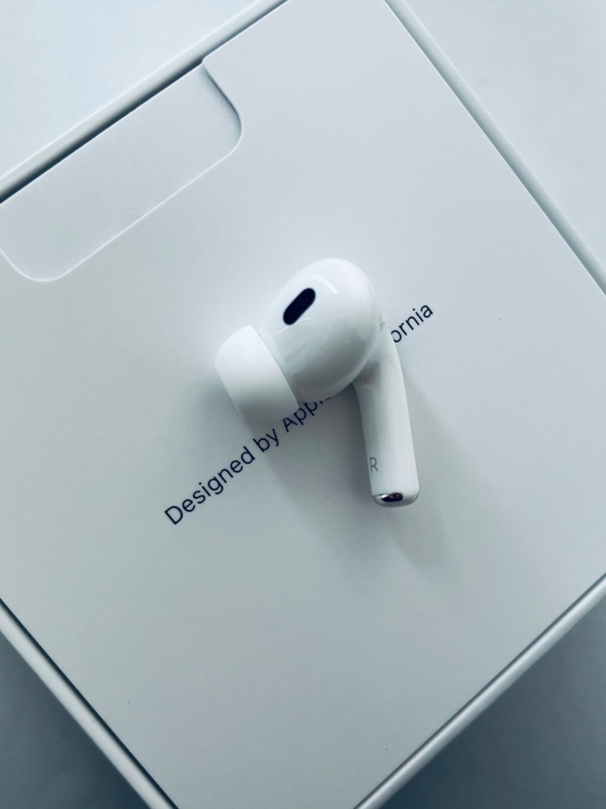 2021年秋冬新作 AirPods Pro 第二世代 右耳のみ MQD83J A ad-naturam.fr