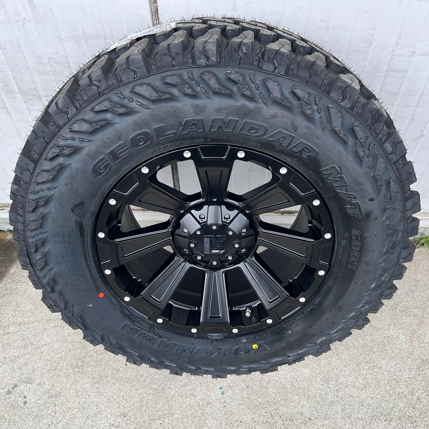 アウトレット品】新品 タイヤホイールセット 17インチ プラド 