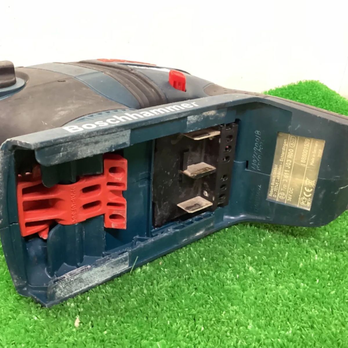 -2 ボッシュ 36Vバッテリーハンマードリル GBH36V-LIY BRIGHTFACE_UK