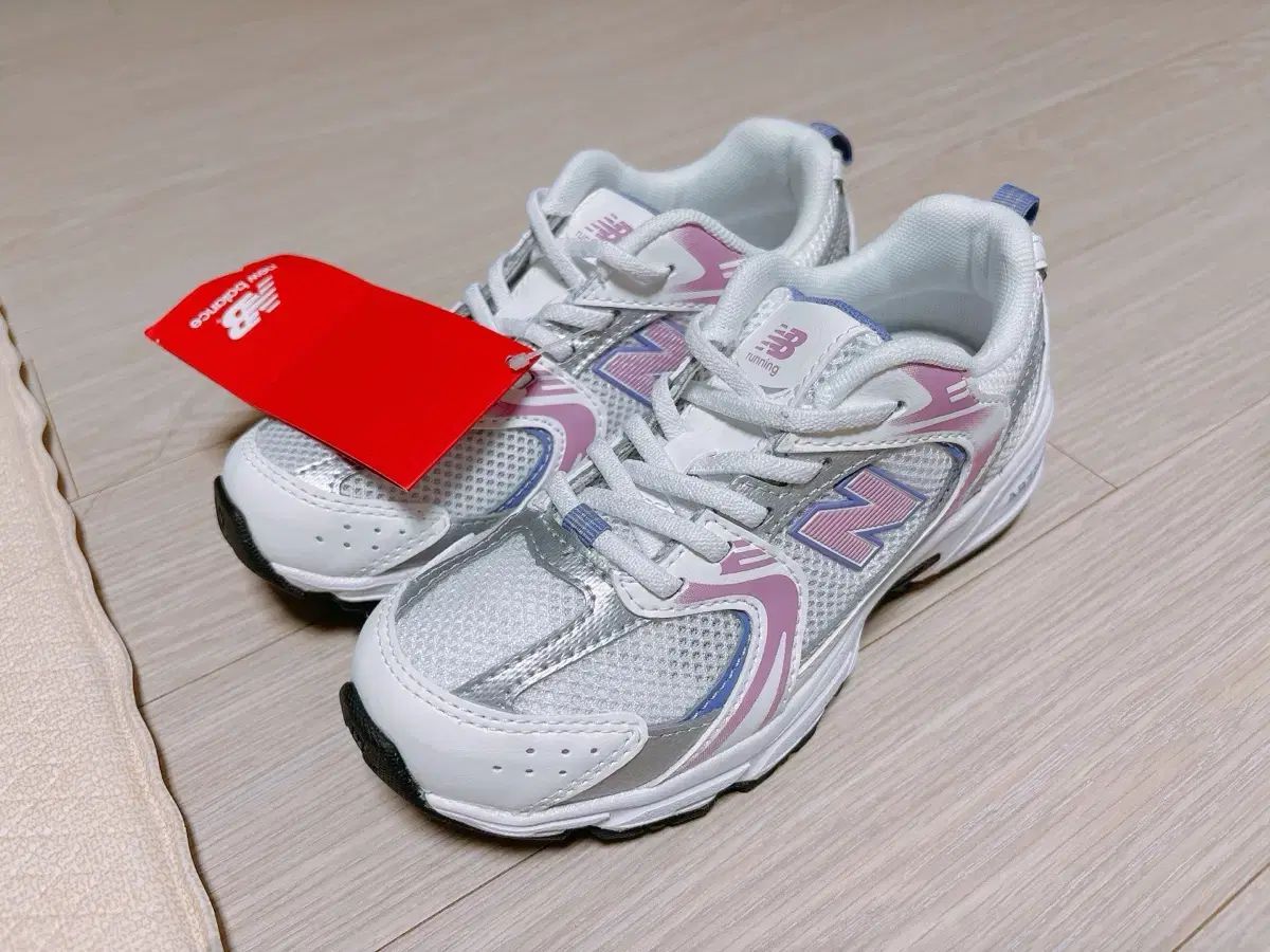 【雷市場（ポンジャン）商品韓国直送】 new balance kids(ニューバランスキッズ) 530 190
