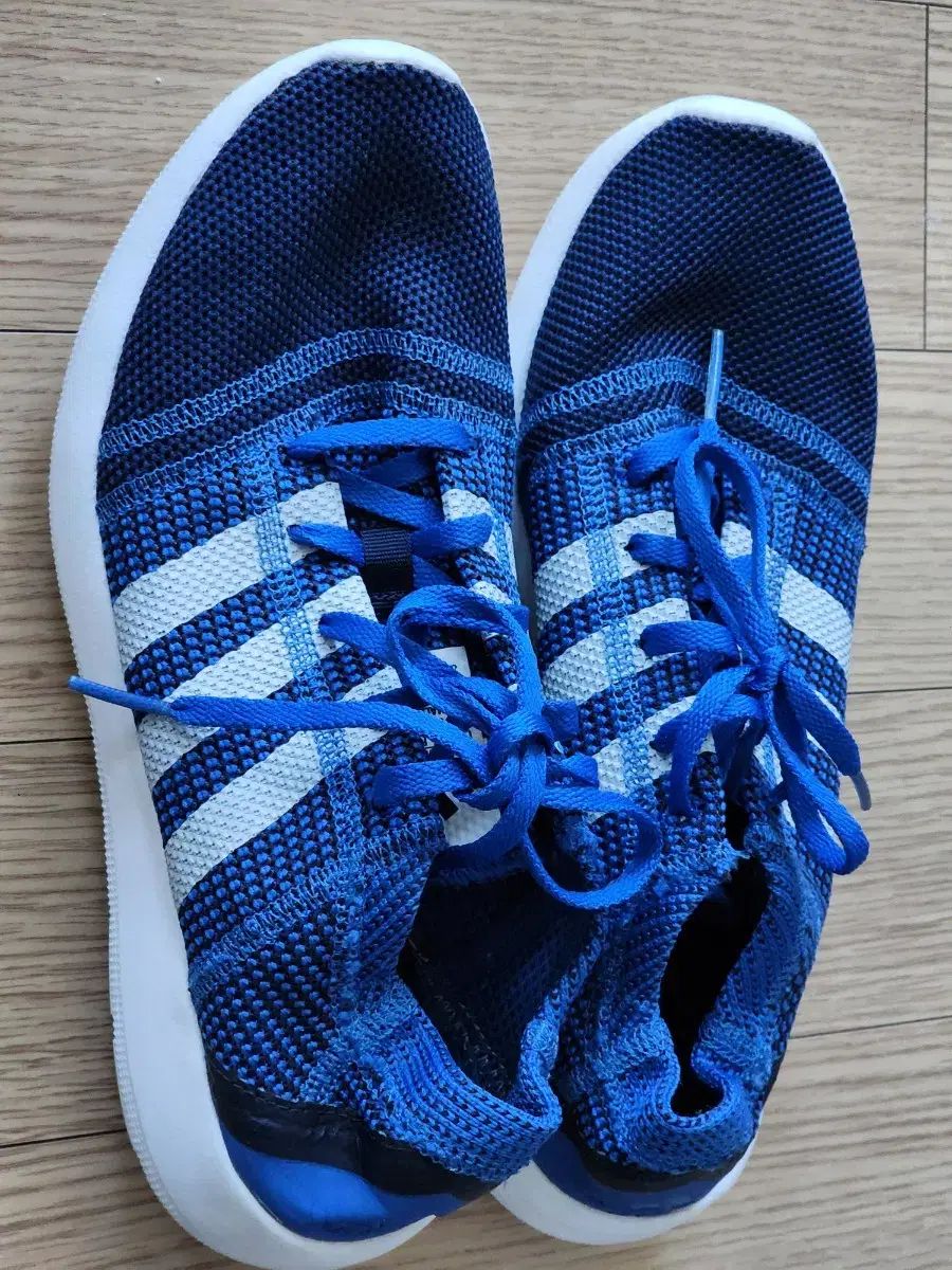 adidas(アディダス) 夏 スニーカー 245