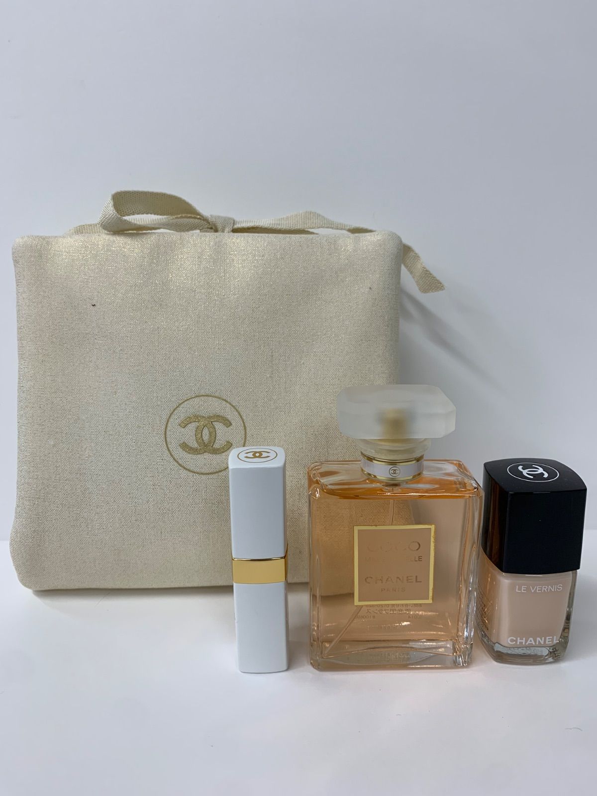 V665 CHANEL COCO ココ マドモアゼル シークレット ルック コフレ