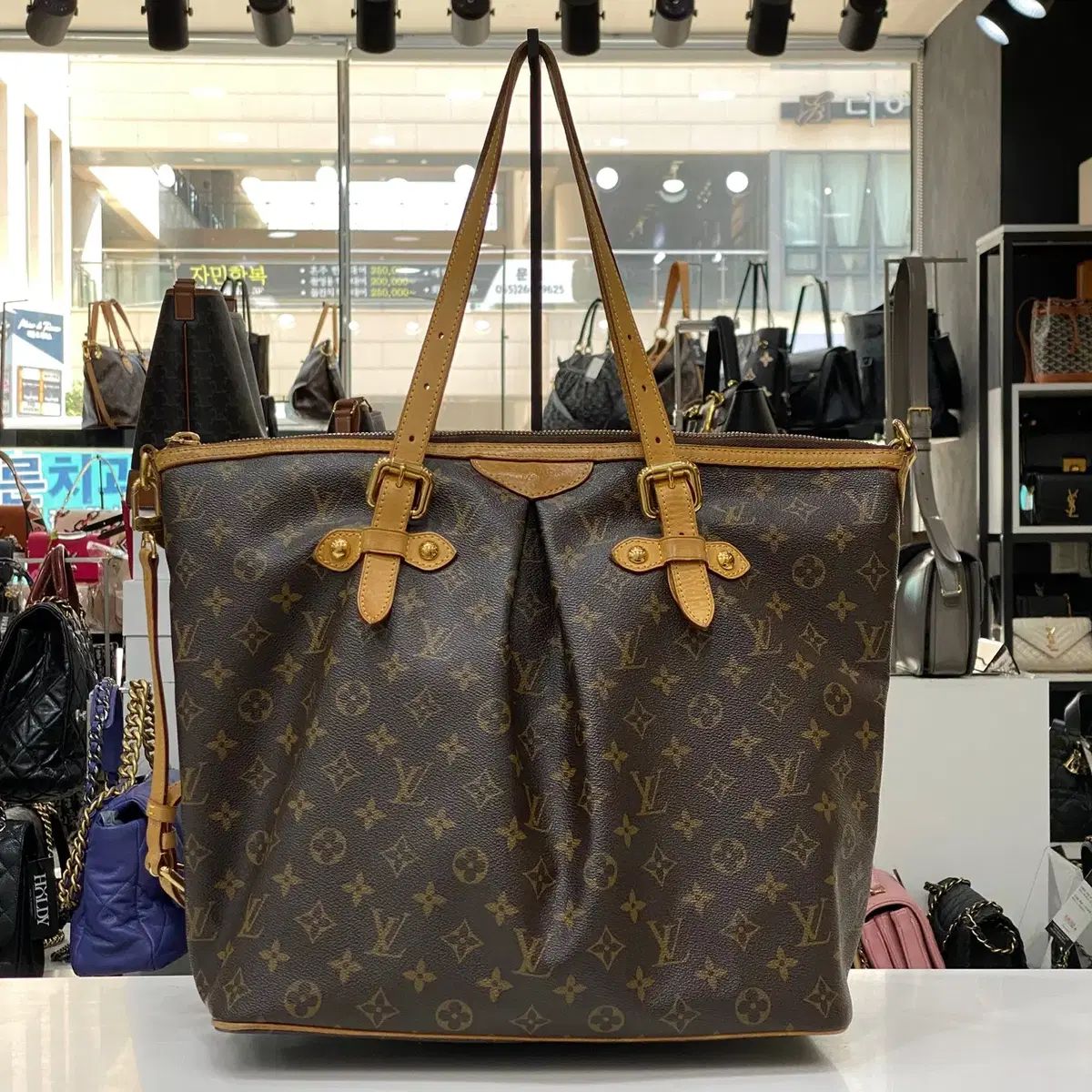Louis Vuitton ルイヴィトン モノグラム キャンバス パレモ GM