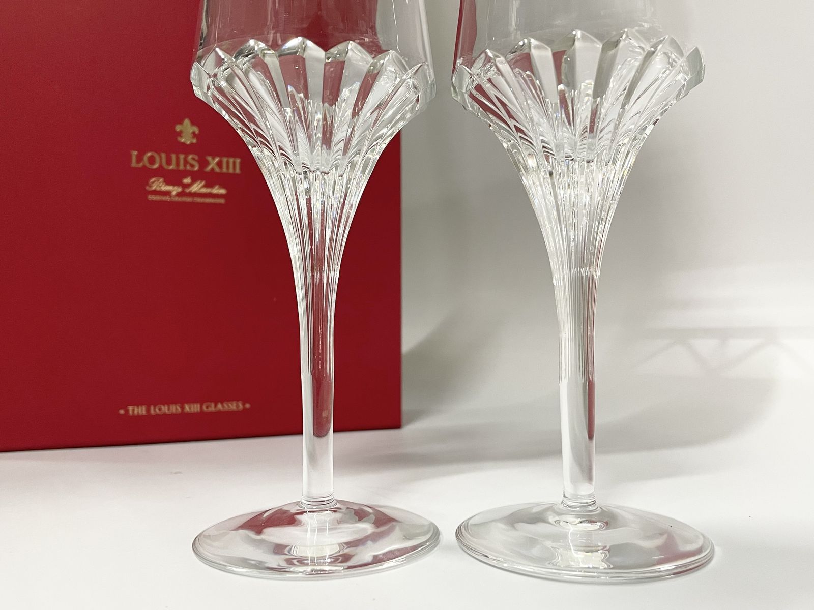 ⭐️ルイ13世⭐️クリスタル⭐️グラス⭐️レミーマルタン⭐️化粧箱⭐️おまけ⭐️未開封⭐️XO レミーマルタン REMY MARTIN ルイ13世 クリスタルガラス ワイングラス