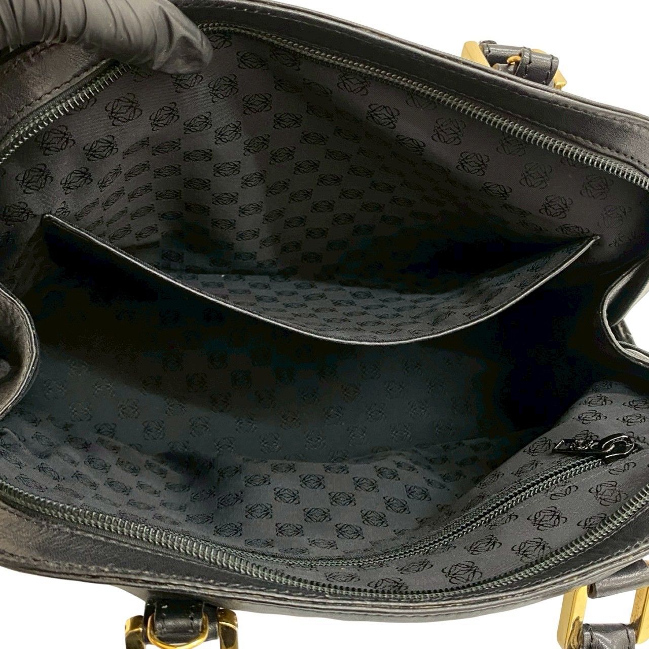 極 美品 LOEWE ロエベ ヴィンテージ アナグラム エンボス ロゴ