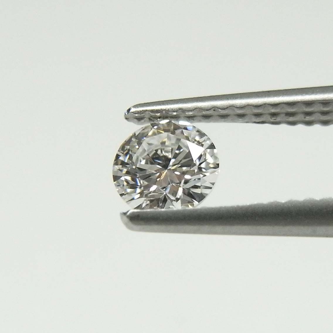 IGI鑑定書付き ラボグロウンダイヤモンド 0.60ct.up DカラーVVS2 ラボグロウンダイヤモンド IGI鑑定書付き0.32ct D/VVS2/IDEAL