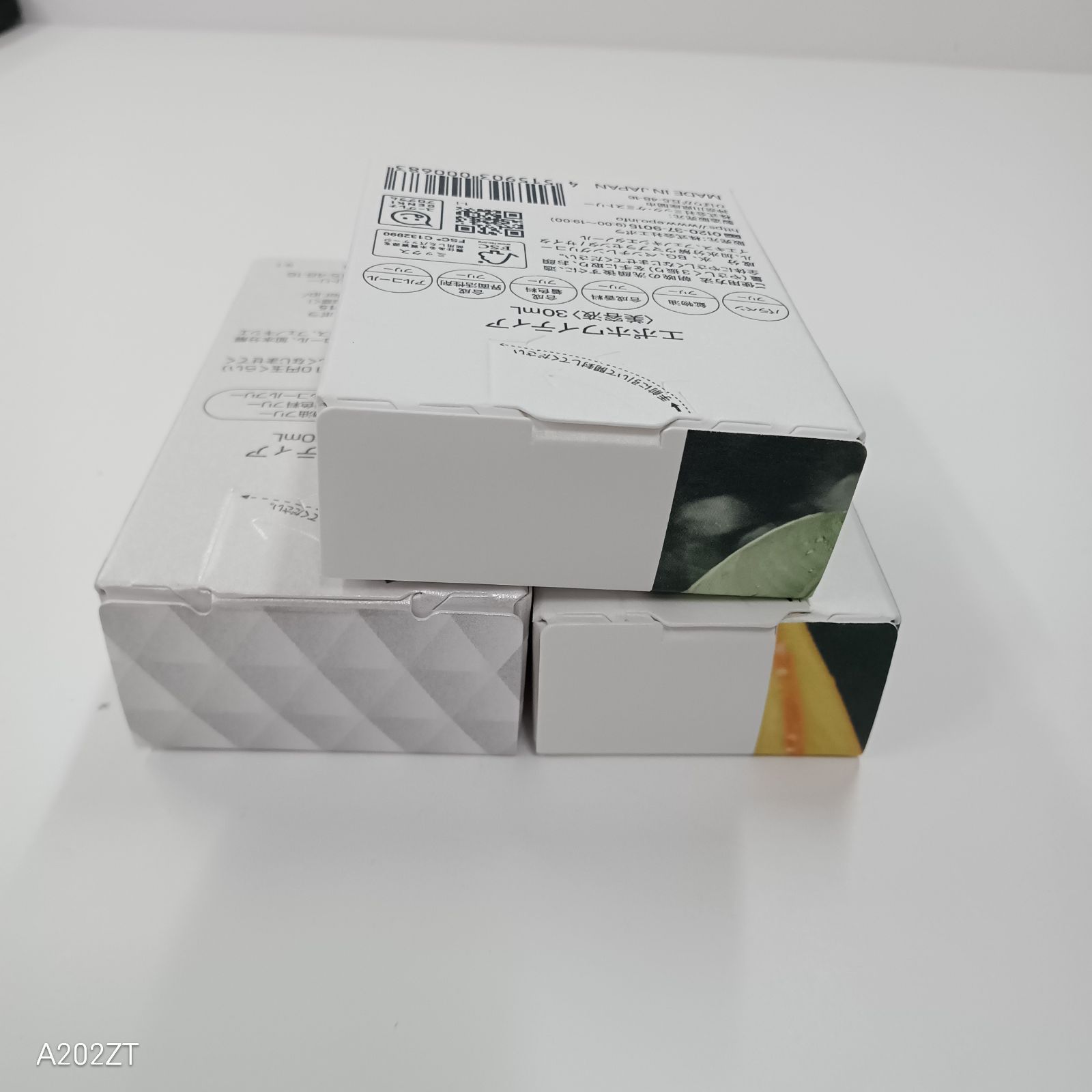 エポホワイティア・モイスティアオイル・ホワイトパウダーVita99