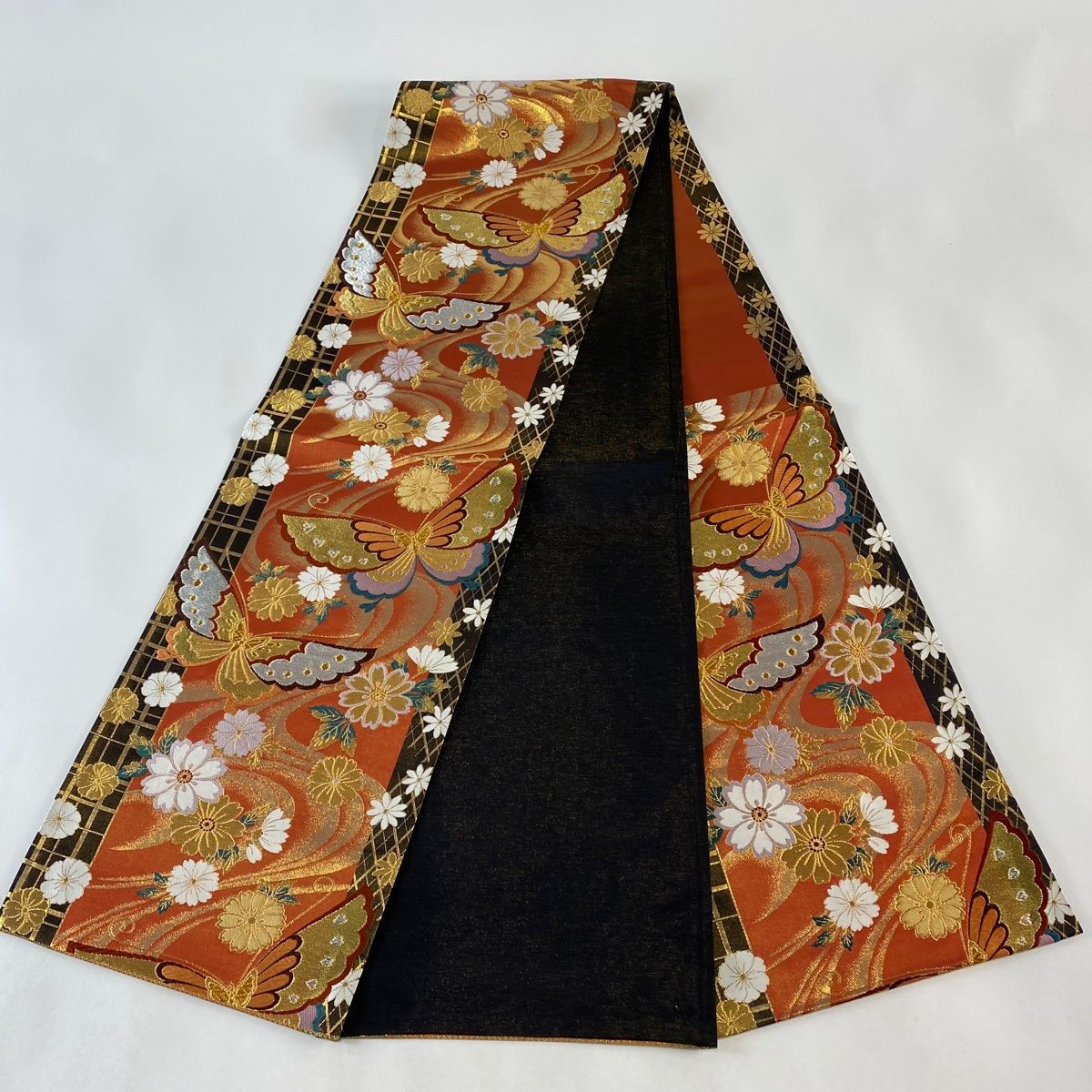 バイセル 着物 名品 振袖 オレンジ 蝶 桜 草花 ヱ霞 金彩 金駒刺繍 正絹 袷