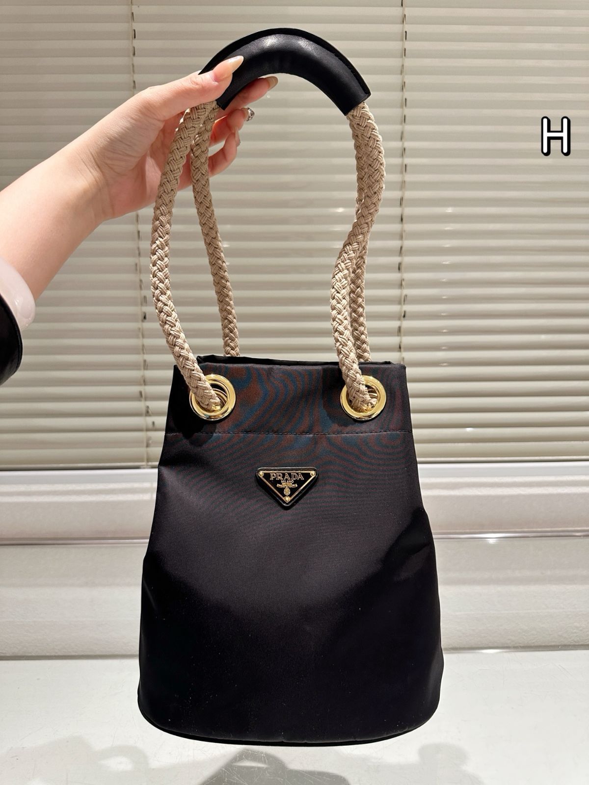 今日 Prada 2025 New Parachute Bag プラダ 2025 年新款パラシュートバッグ-WTO輸入3