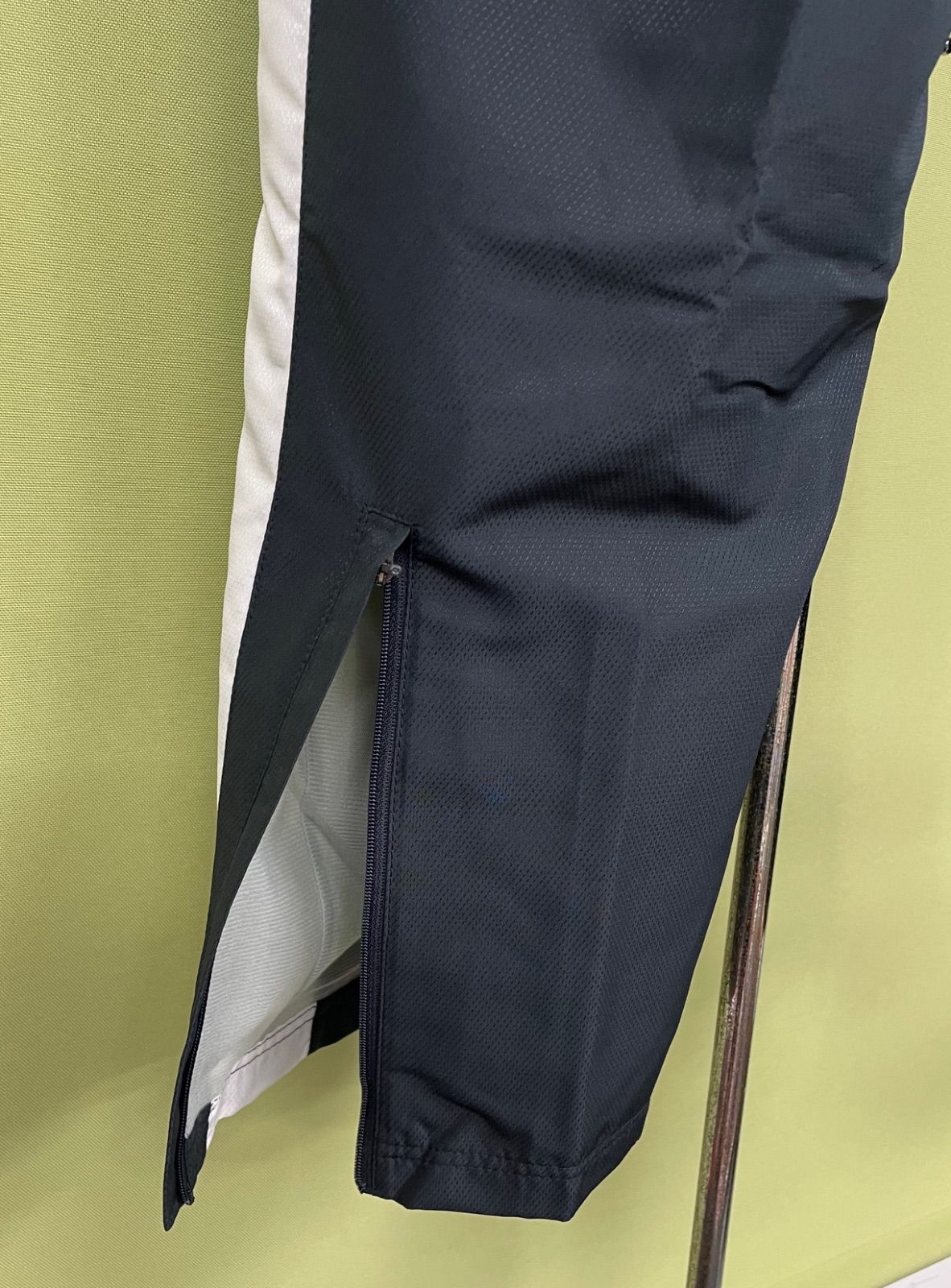 SQUADRA 裏地付きウィンドブレーカー上下セット