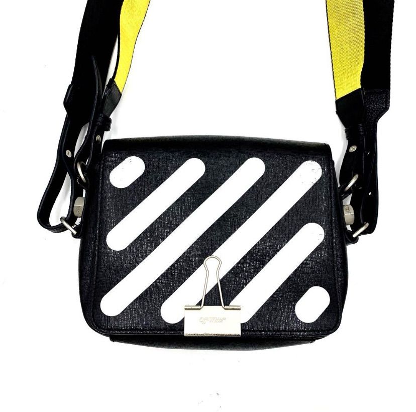 【希少 美品】オフホワイトOff-White ショルダーバッグ 2way レザー オフホワイト2WAYバッグ 黒 レディース ショルダーバッグ OFF-WHITE