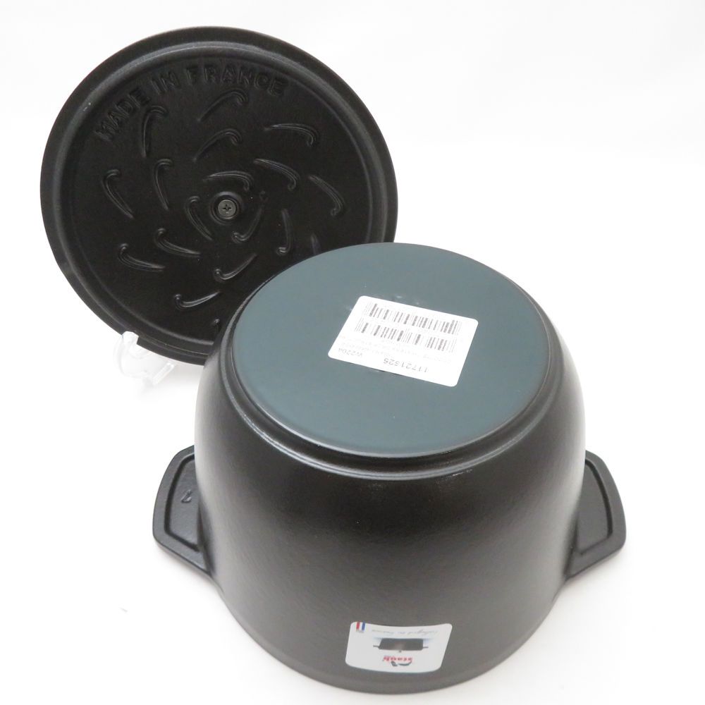 未使用 STAUB ストウブ ラ ココット de GOHAN 両手鍋 鋳物