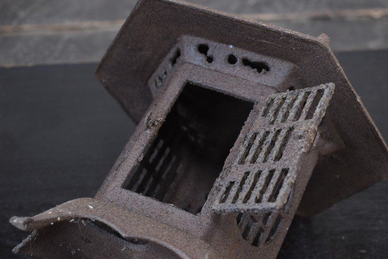  蔵A 3558 c 鉄灯籠 吊灯篭 六角 庭飾 金属工芸 工芸品