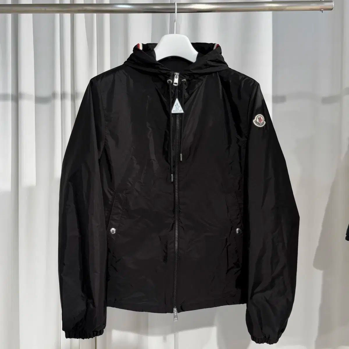 2 サイズ 25 年間 MONCLER モンクレール Greenpurs ウインドブレーカー 黒