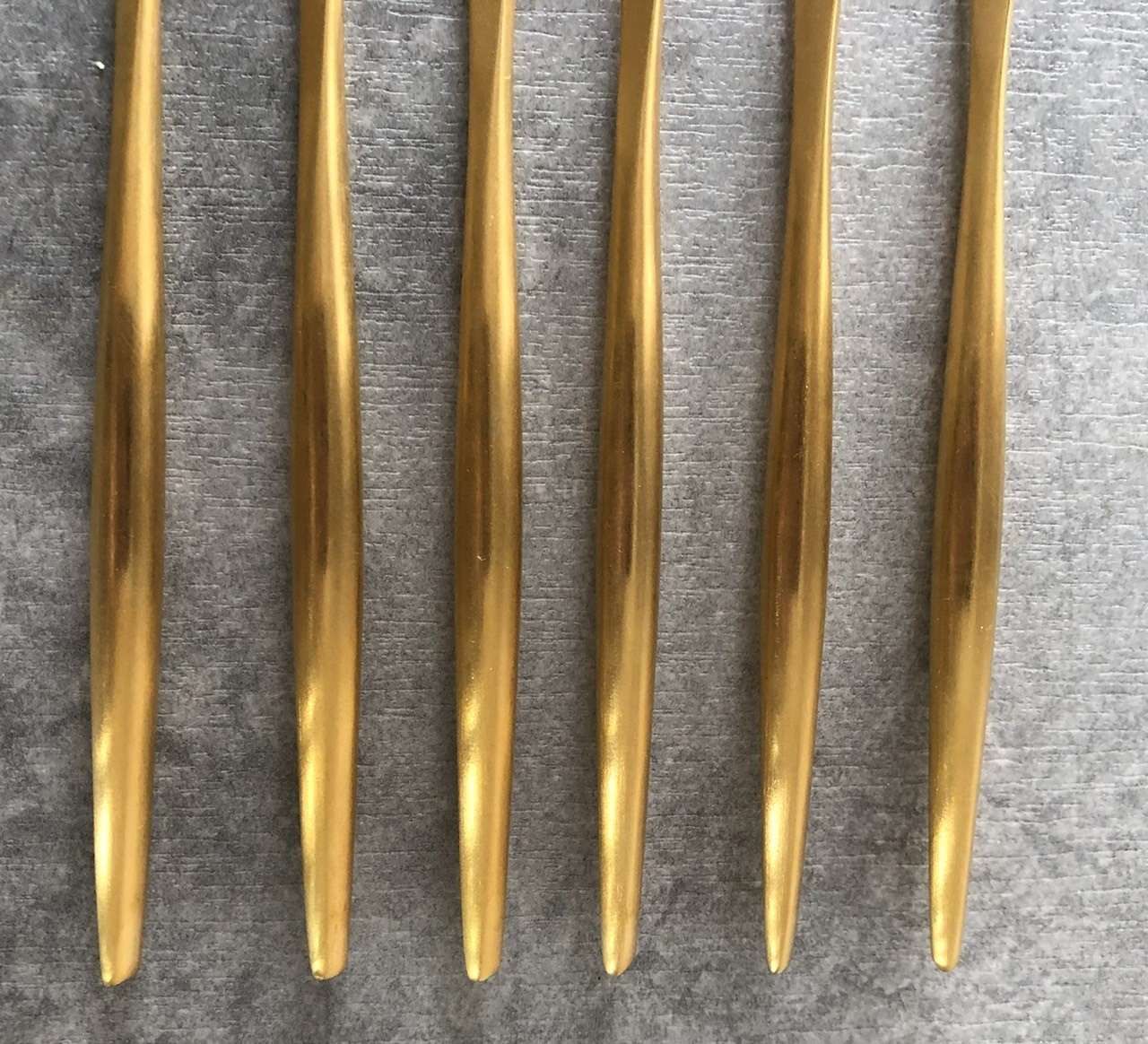 アウトレット品 Cutipol クチポール MOON マットゴールド デザートナイフ 6点セット WWW_SKLAD-KIRPICHA_RU