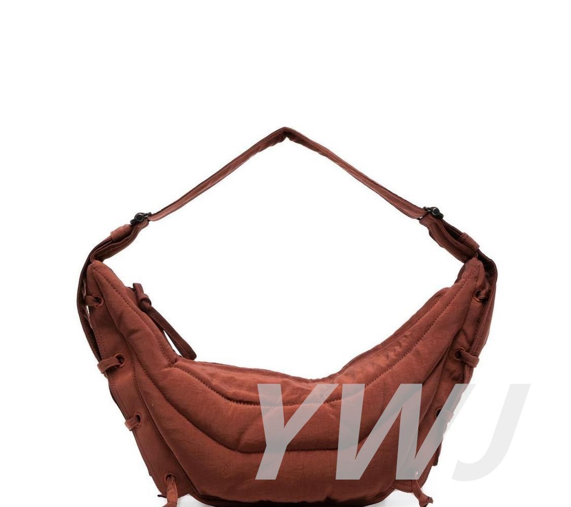 新品☆ LEMAIRE ルメール SMALL SOFT GAME BAG オレンジ - メルカリ 