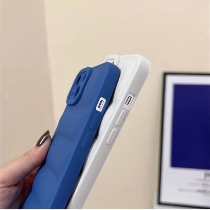 モコモコiPhoneケース ダウンジャケット風 耐衝撃スマホケース