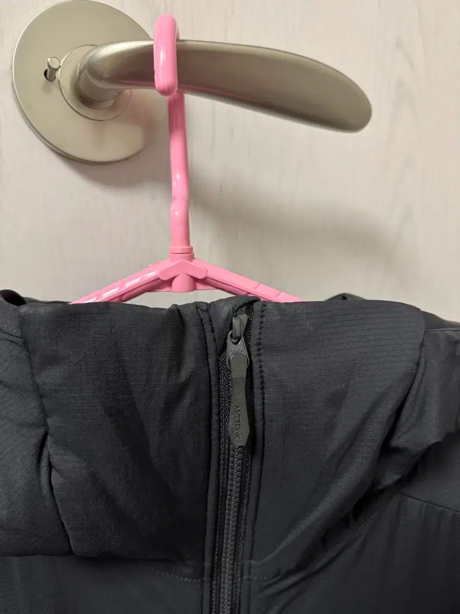 ARC TERYX アークテリクス Atom アトム LT フーディー パーカー ブラック M HRDEVELOPMENT_JP