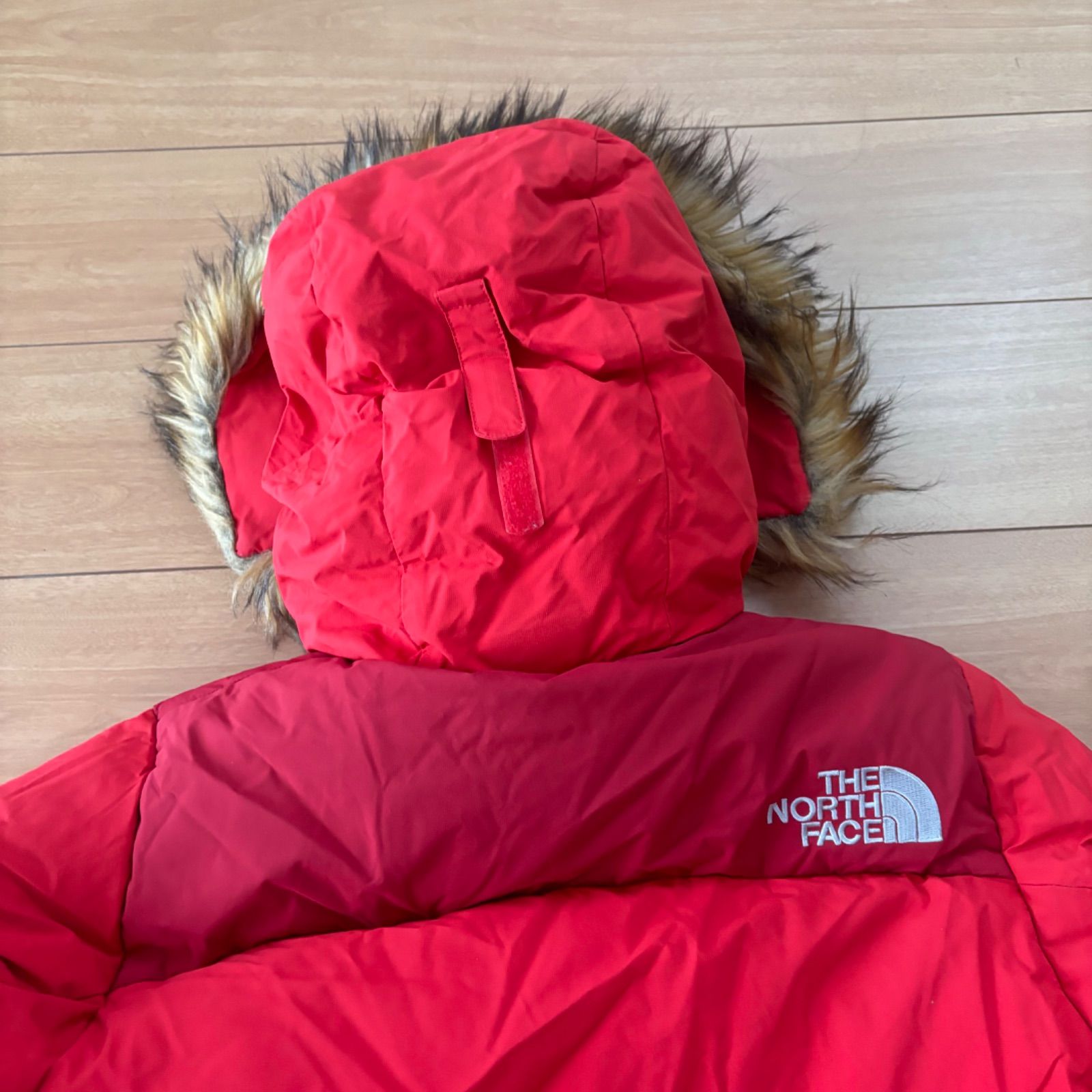 THE NORTH FACE ダウンジャケット 赤バルトロモデル