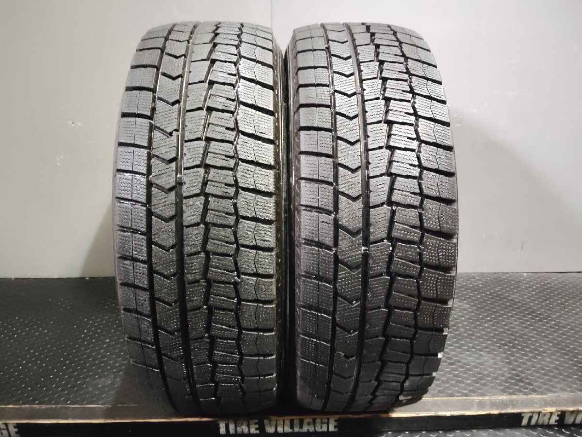 走行短め DUNLOP WINTER MAXX WM02 215/60R16 16インチ スタッドレス 2本 22年製 マークX エスティマ ヴェゼル等　(KTM026)