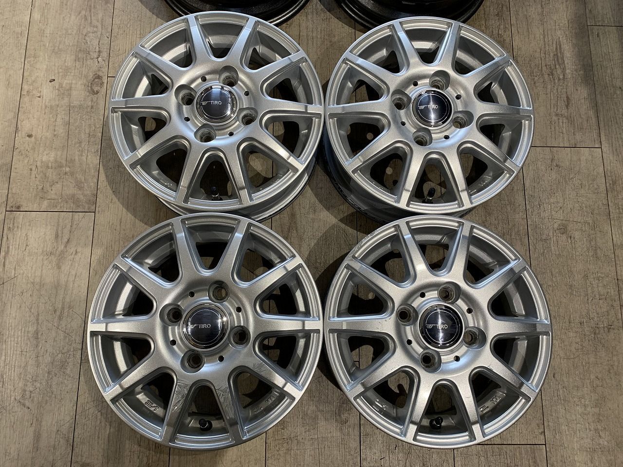 2507017 Weds TIRO 12インチ 4J 42 PCD100 4H 軽バン 軽トラック エブリィ サンバー ミニキャブ ハイゼットトラック アクティトラック アトレー 等