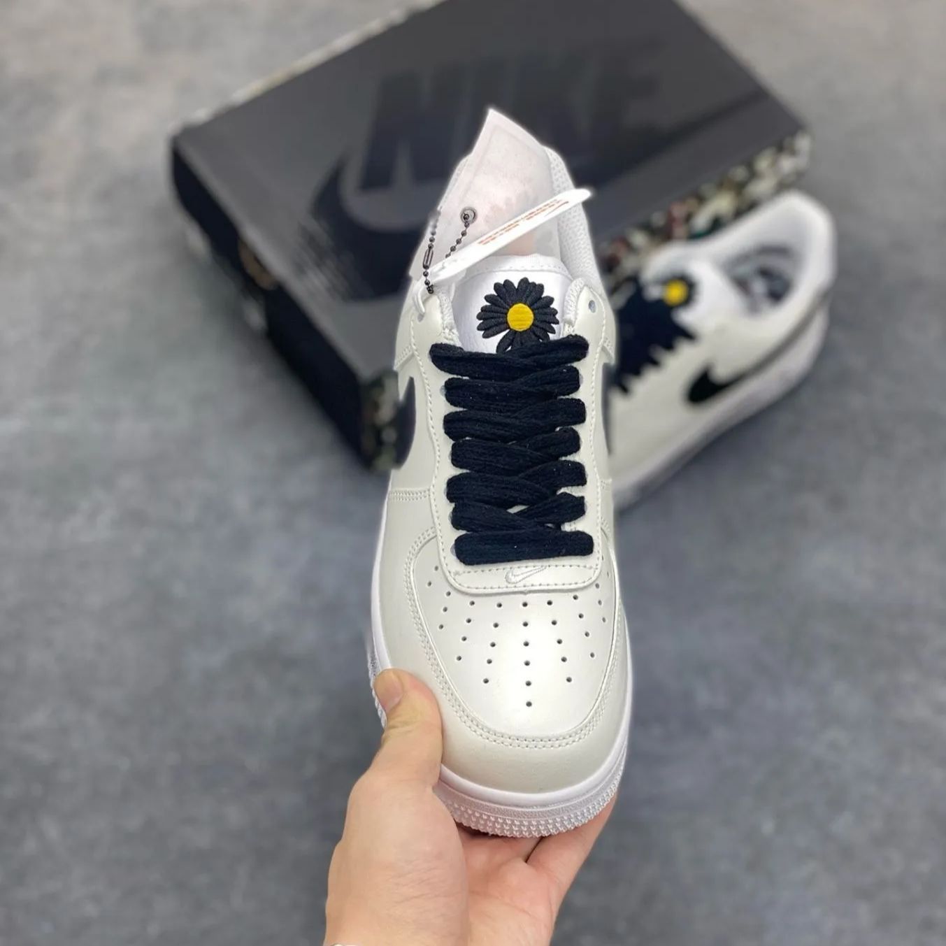 Peaceminusone x Nike Air Force 1 "Para-Noise" Off-White | ピースマイナスワン x ナイキ エアフォース1 "パラノイズ" オフホワイト