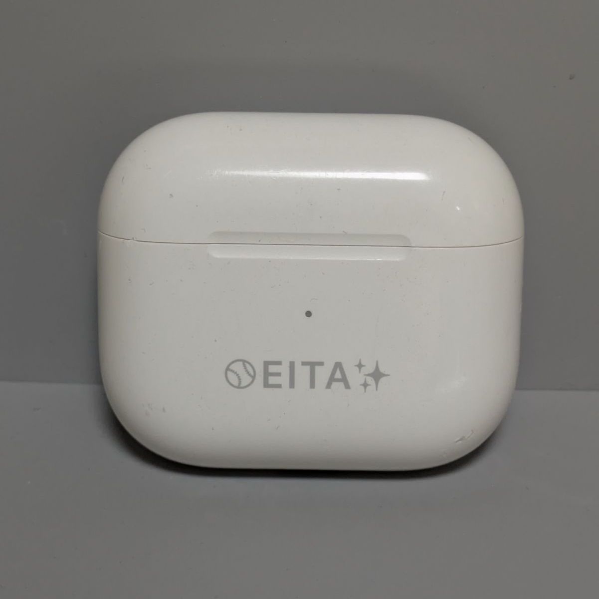 18」apple 第3世代 Airpods【 刻印あり MME73J/A A2566 MagSafe充電