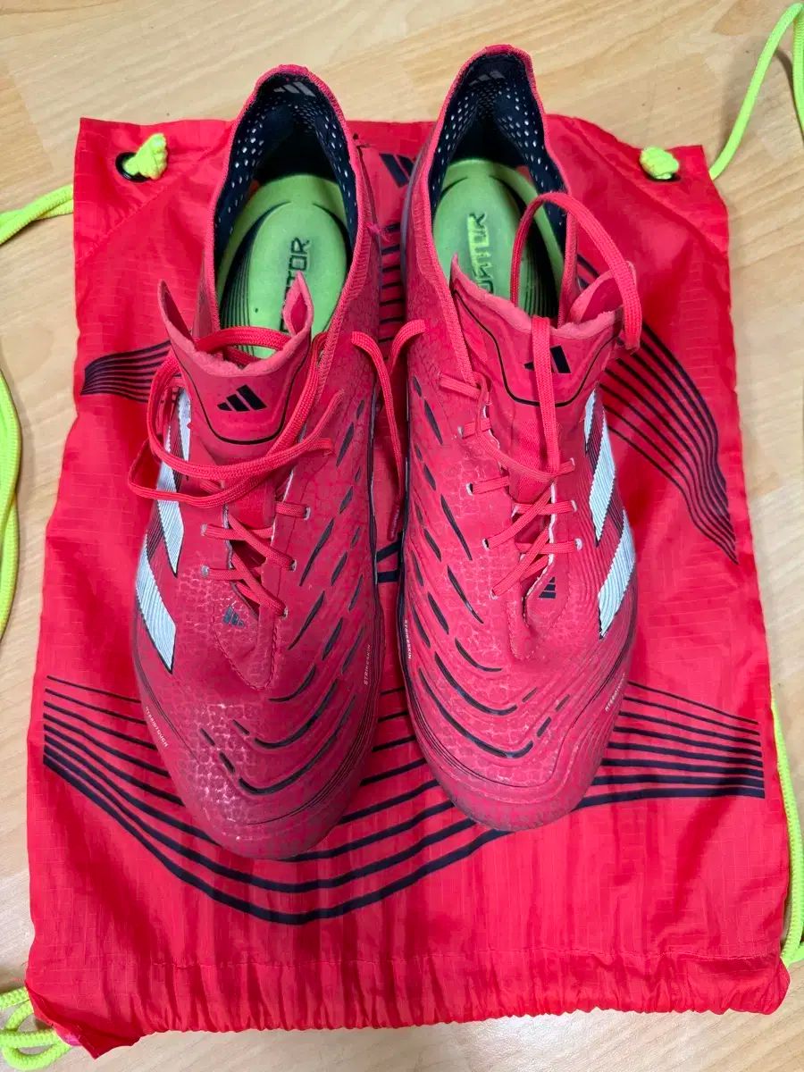 adidas アディダス プレデター プレイヤーへの支払いについて