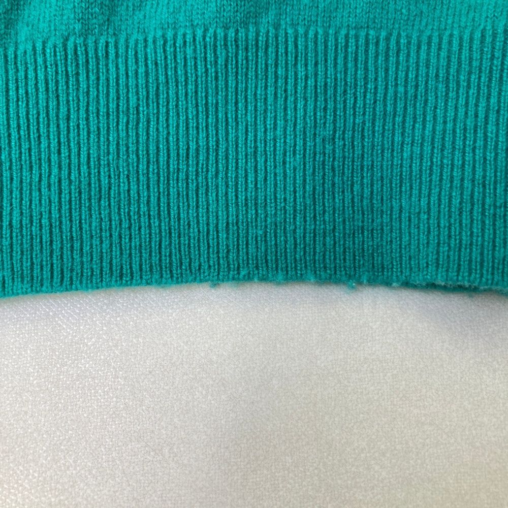 ニットセーター