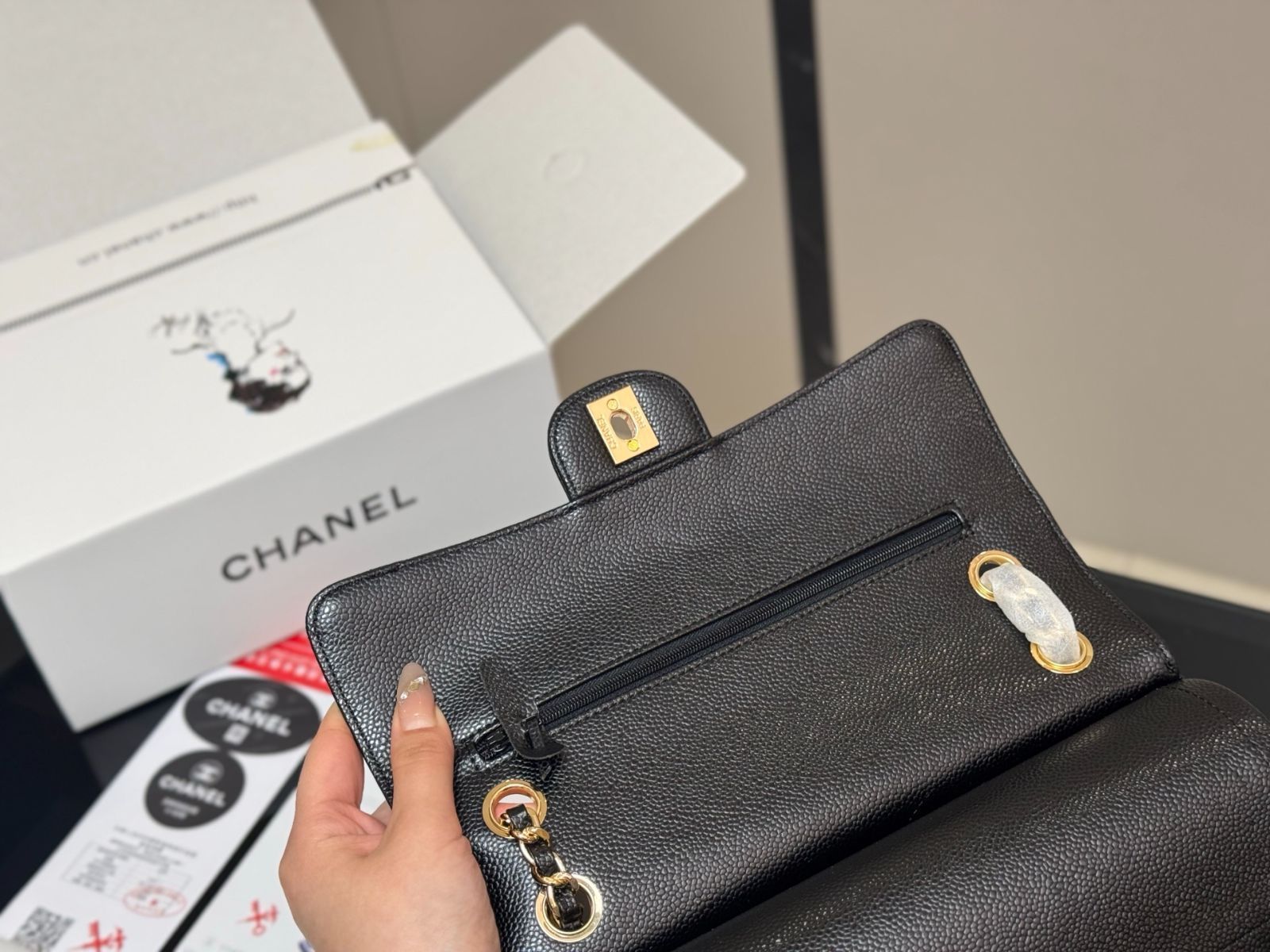 CHANEL＊FLAP BAG レザー フラップバッグ＊送料込 ミニ フラップバッグ ブラック 黒[AS1787 B18602 94305] Mini