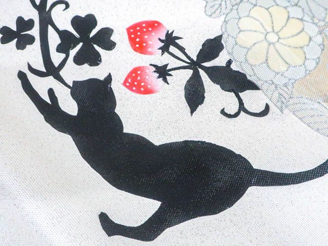 京松】リサイクル着物 九寸名古屋帯 オリジナル 太鼓柄 猫に苺