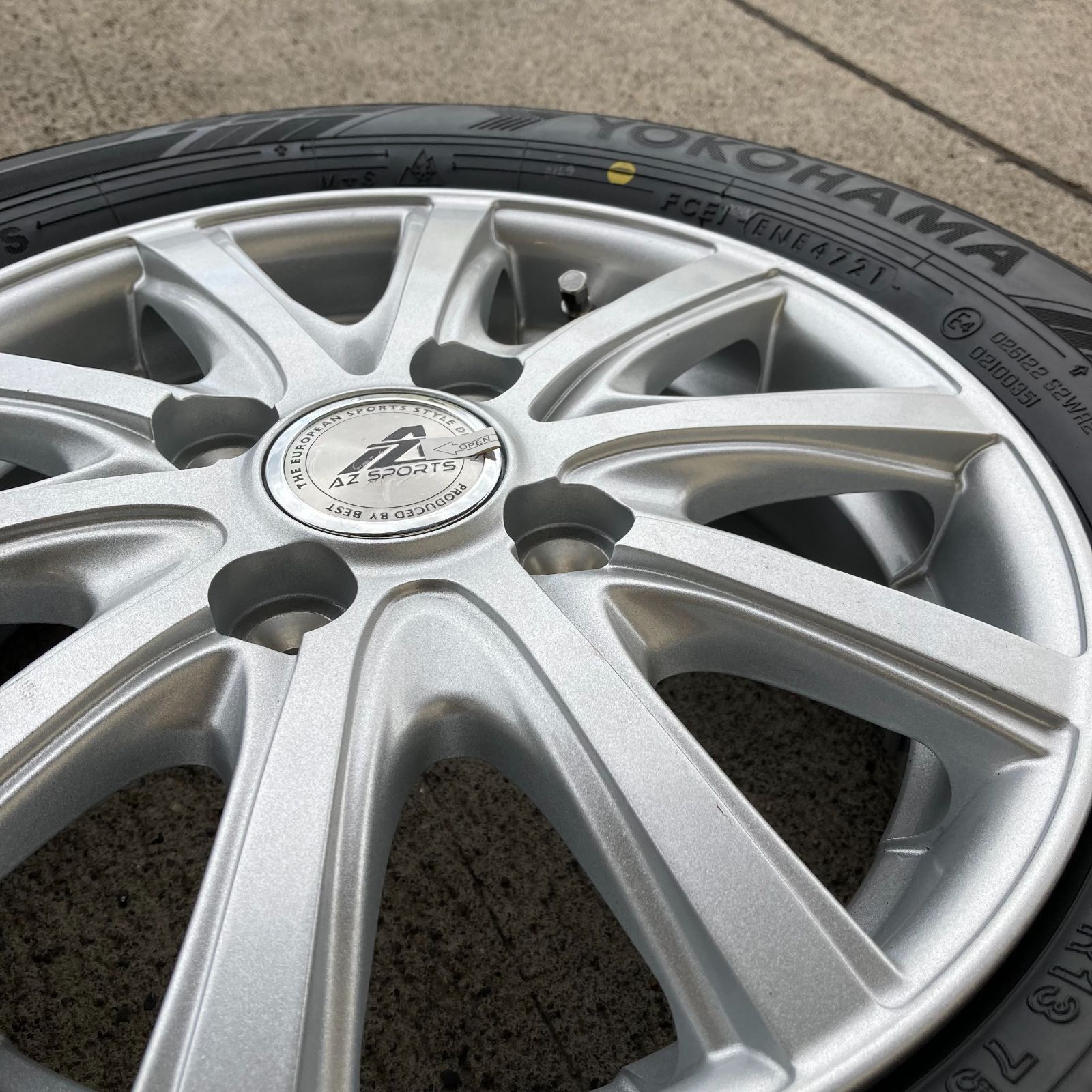 145/80R13 スタッドレスタイヤ 4本セット ホイール付き 新品