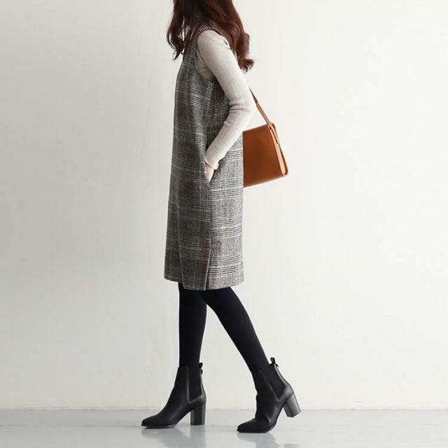 ワンピース ウールワンピース フレアスカート ミドル丈 Vネック サイドスリット ゆったりシルエット ルーズフィット プルオーバー かわいい 大人可愛い シンプル カジュアル 大人女子 こなれ感 ナチュラル 着回し チェック柄 秋 冬 10代 20代 30代 40代 レディース 女性用 OL ワンピース ウールワンピース フレアスカート ミドル丈 Vネック サイド