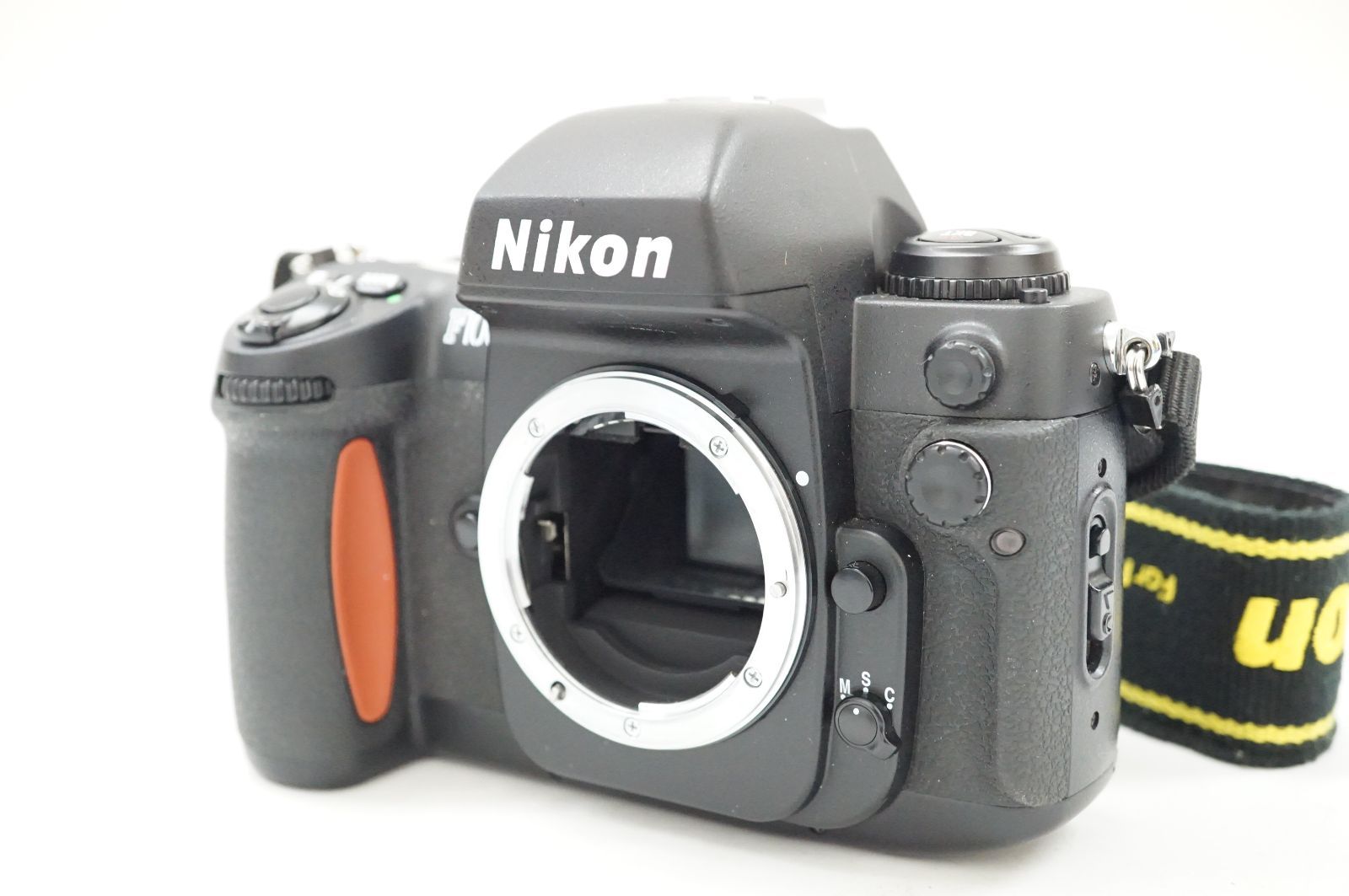 C131024-1 Nikon