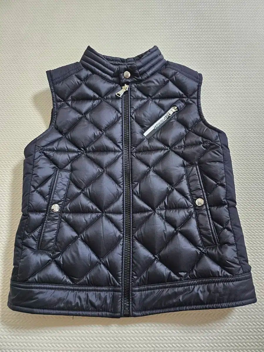 モンクレール キッズ ダウンベスト 5サイズ